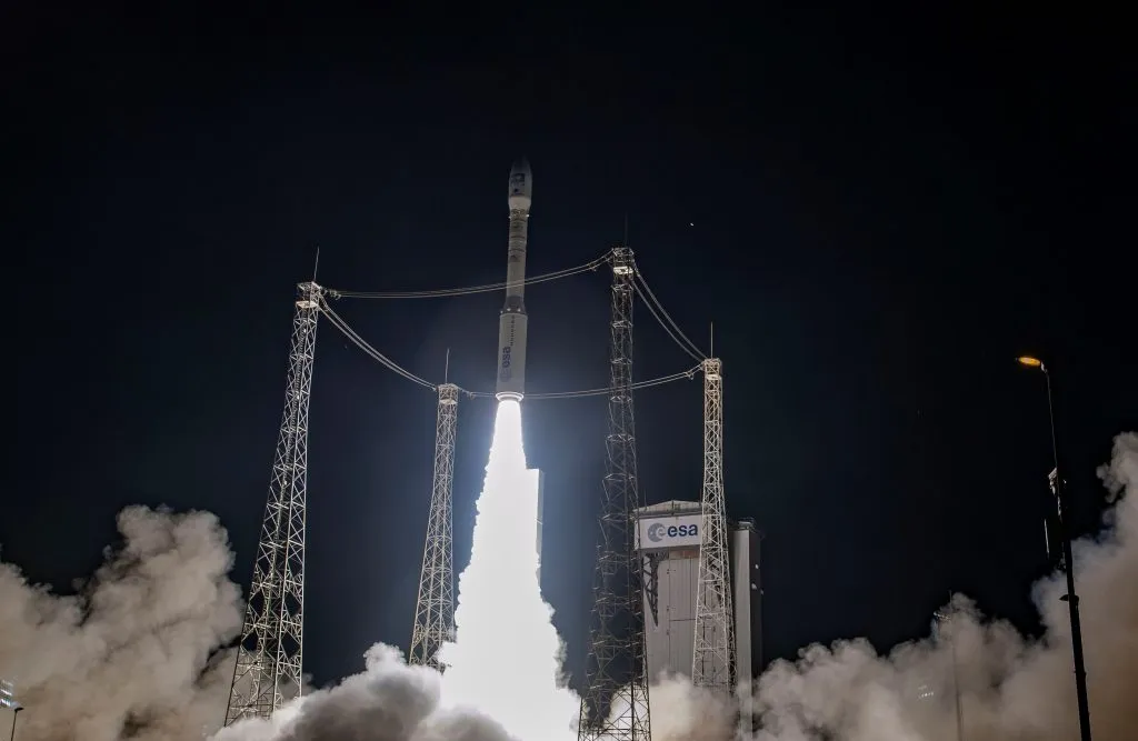 Vega po raz drugi w tym roku wyniosła satelitę Pléiades Neo [Aktualizacja]