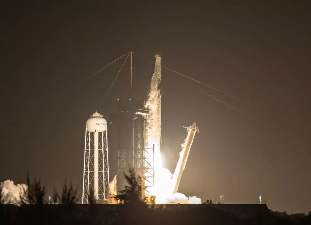 Falcon 9 wyniósł Dragona 2 z zaopatrzeniem na ISS