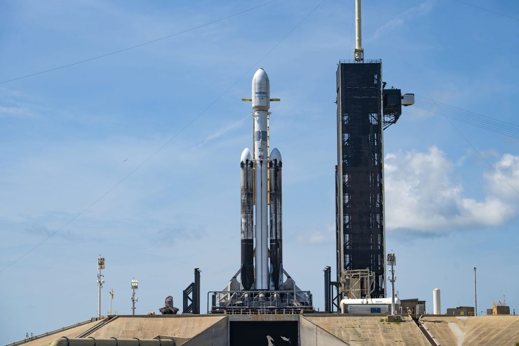 SpaceX wyniesie najcięższego geostacjonarnego satelitę w historii