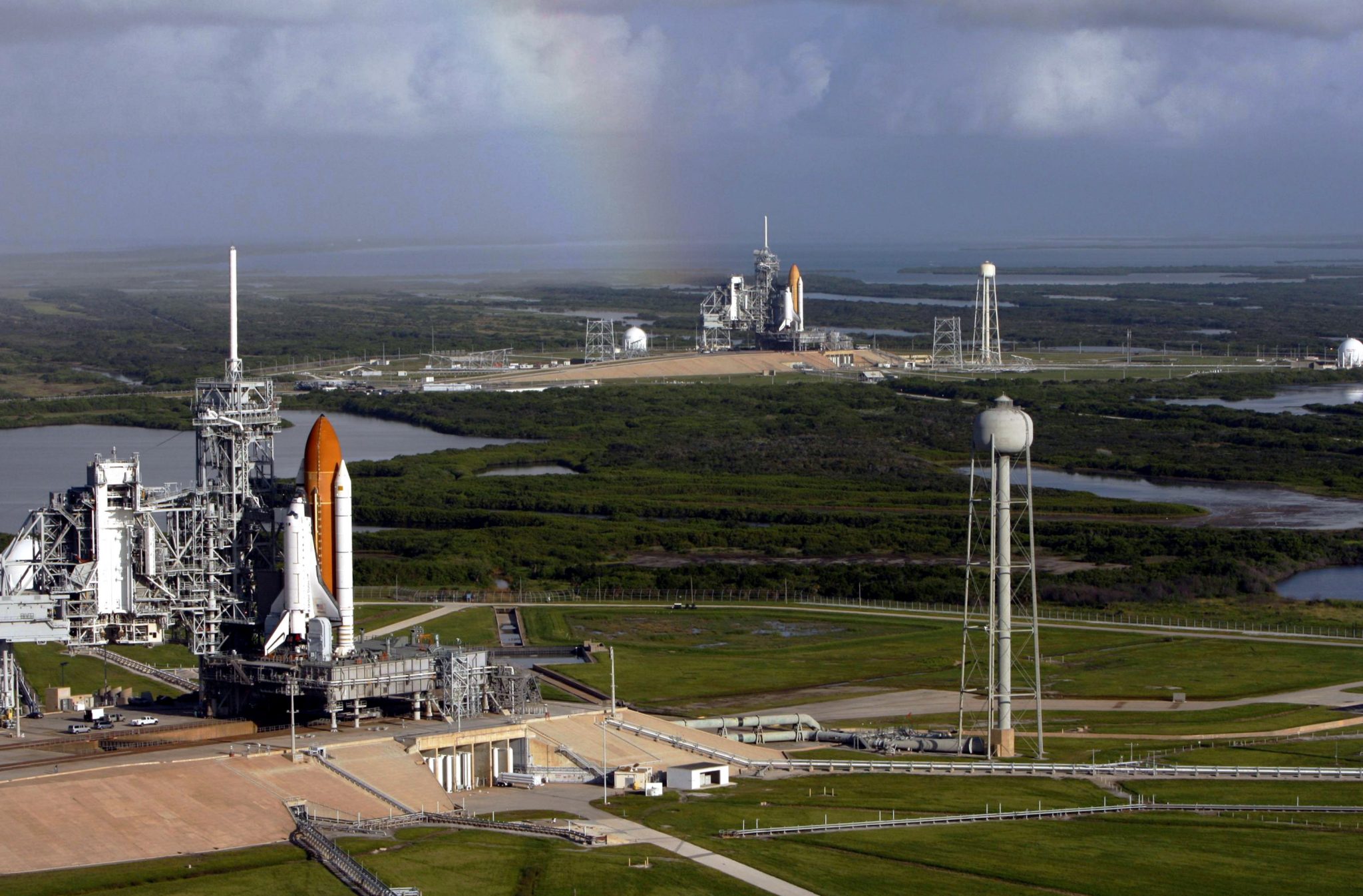 Atlantis STS-125 oraz Endeavour STS-400 jako misja ratunkowa (NASA)